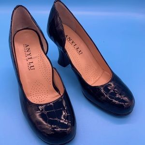 Anyi Lu Italian Black Pumps Heels 37.5 Faux snake texture